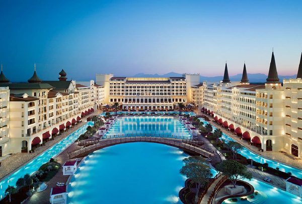 Mardan_Palace